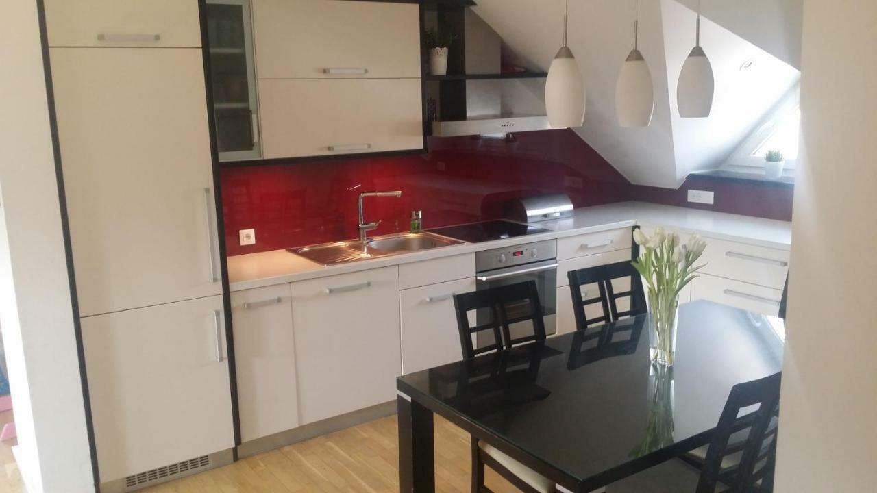 בלד Luxury Apartment Karolina מראה חיצוני תמונה