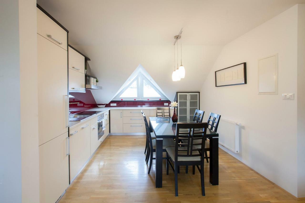 בלד Luxury Apartment Karolina מראה חיצוני תמונה
